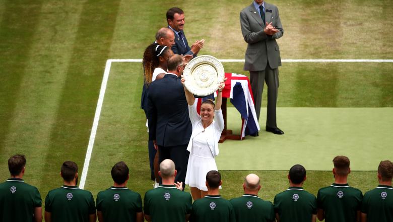 Simona Halep scrie istorie în sportul românesc fiind prima româncă ce câștigă Grand Slamul londonez. A învins-o pe marea Serena Williams în nici o oră!