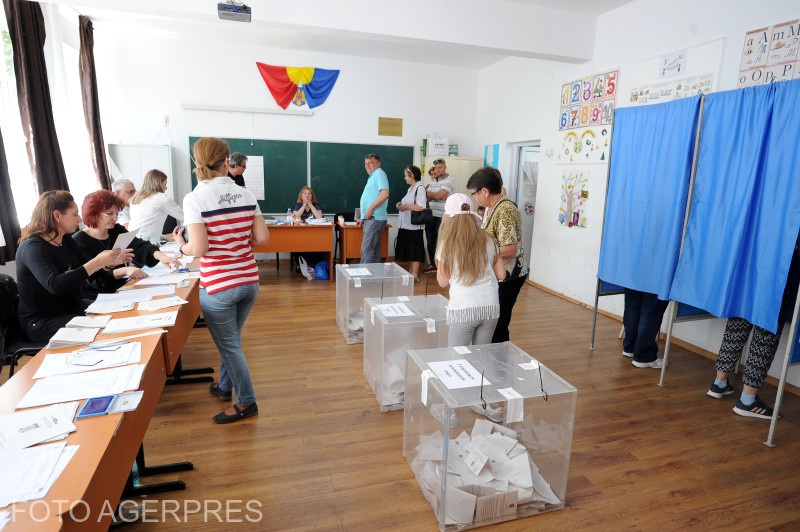 Alegeri prezidențiale 2019. Peste 235.000 de români au votat în diaspora până la ora 19:30