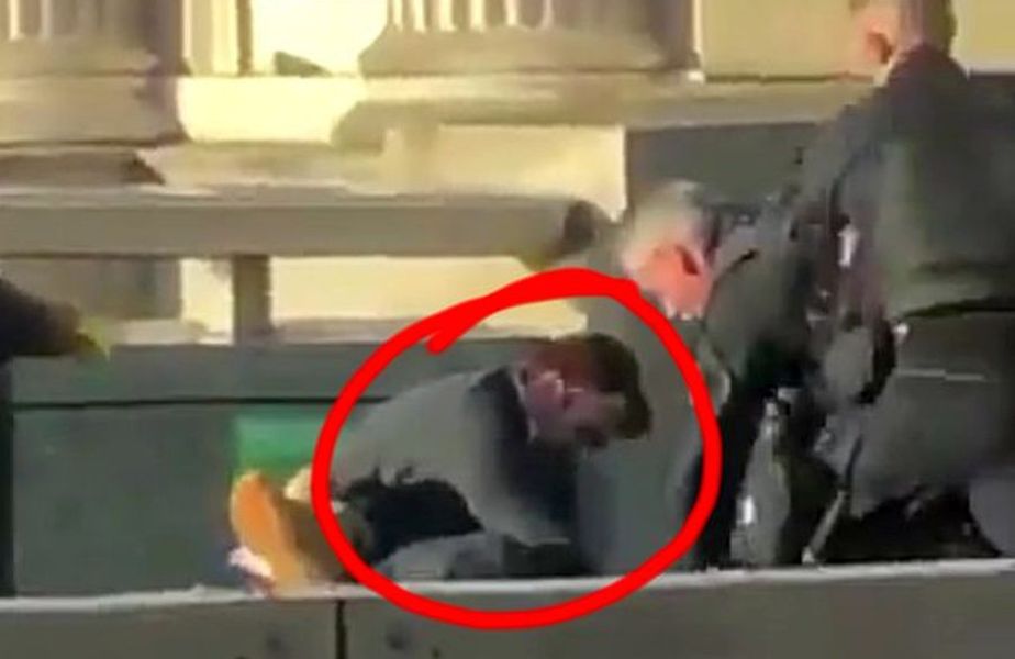 Atac terorist la Londra, doi morți! O româncă a filmat când poliția l-a împușcat mortal pe atacator