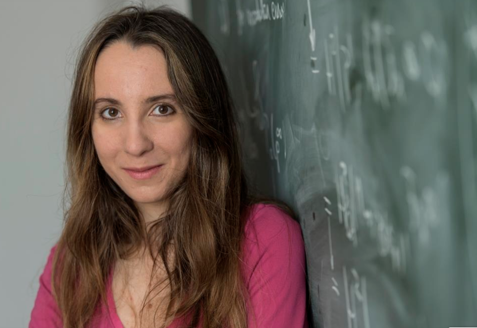 Românca Ana Caraiani a câștigat două medalii de aur la Olimpiada Internațională de Matematică. Acum predă la un colegiu prestigios din Marea Britanie