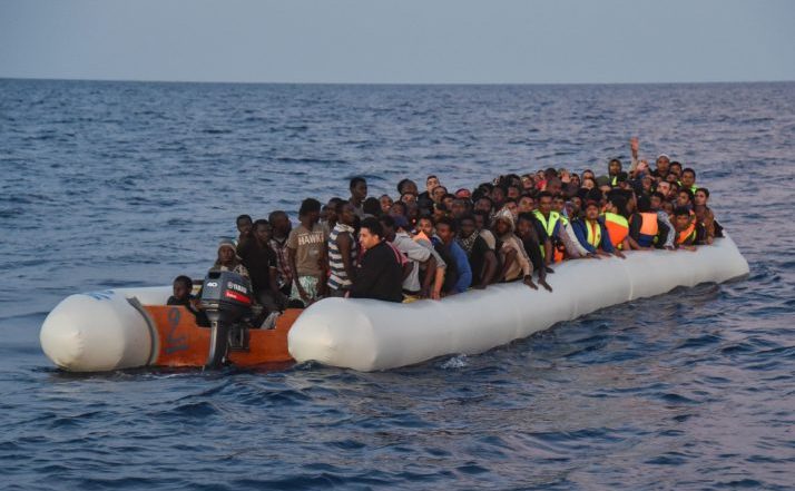 Peste 60 de migranţi împiedicați să traverseze Canalul Mânecii