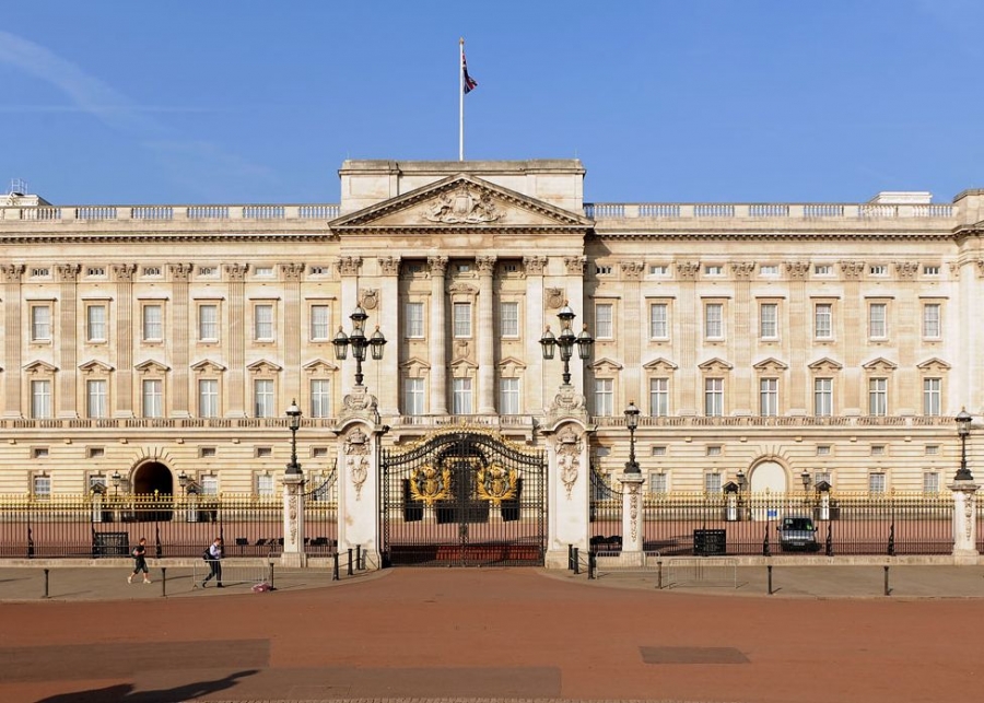 Palatul Buckingham va fi deschis vizitatorilor în această vară