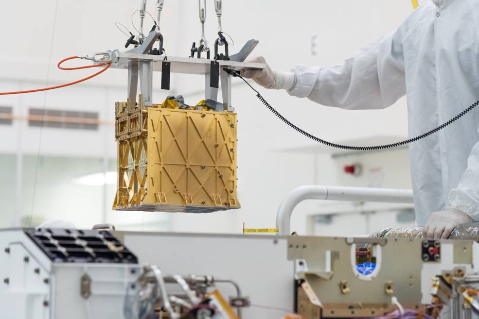 Roverul Perseverance al NASA a produs oxigen pe Marte