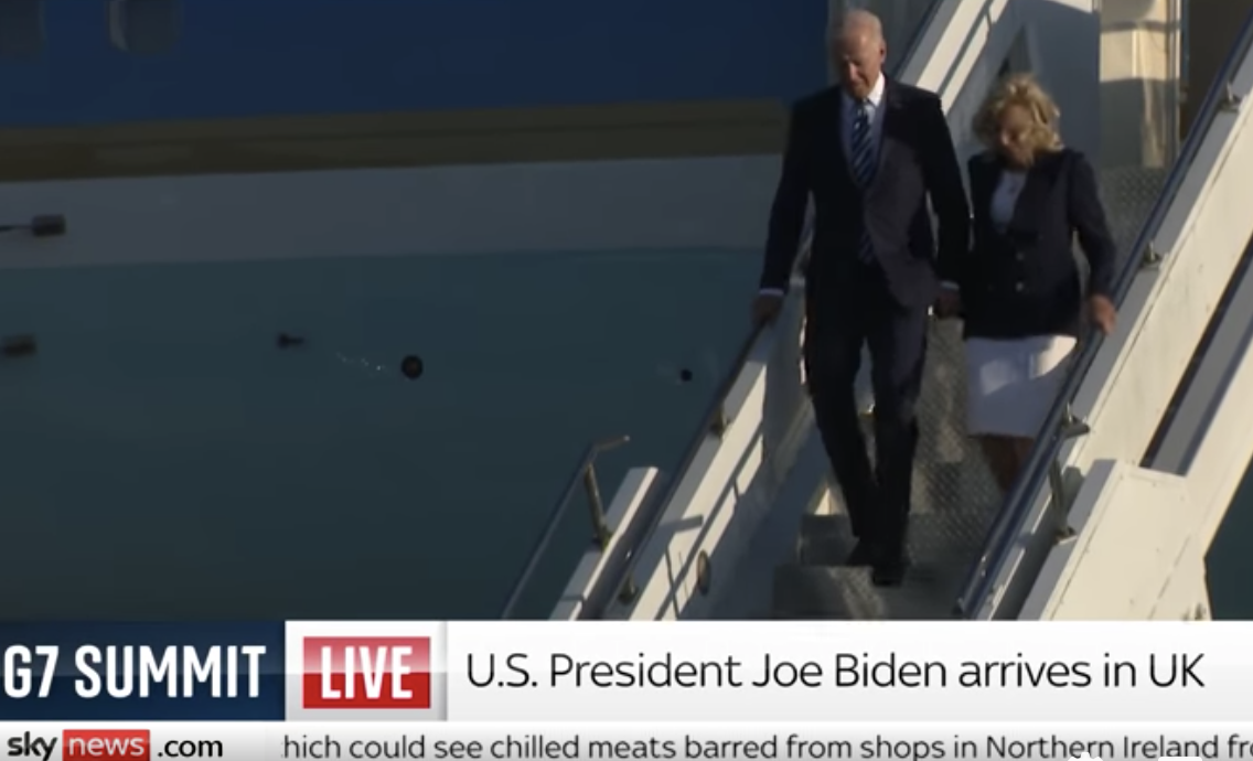 Joe Biden a sosit în Regatul Unit