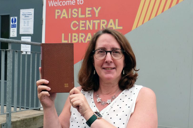O carte împrumutată de la o bibliotecă din Scoţia a fost returnată după jumătate de secol