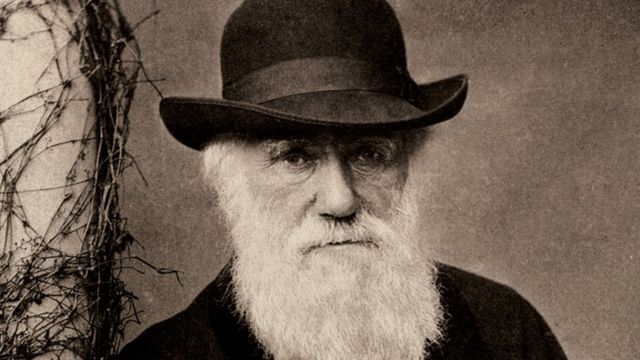 Un microscop care a aparţinut familiei lui Charles Darwin, scos la licitaţie în decembrie