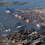 Aglomerație masivă în cel mai mare port de containere din Regatul Unit