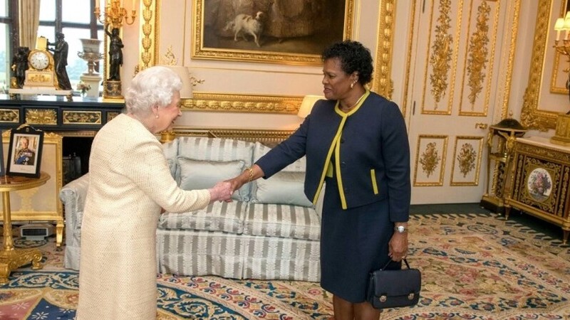 Barbados și-a ales primul președinte din istorie. Fosta colonie britanică renunță la monarhul britanic