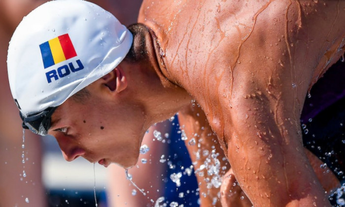 Cel mai bun tânăr sportiv european, câștigat de înotătorul David Popovici 