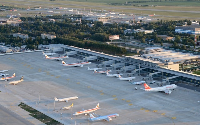 Aeroportul internațional din Kiev, evacuat. Spațiul aerian, închis