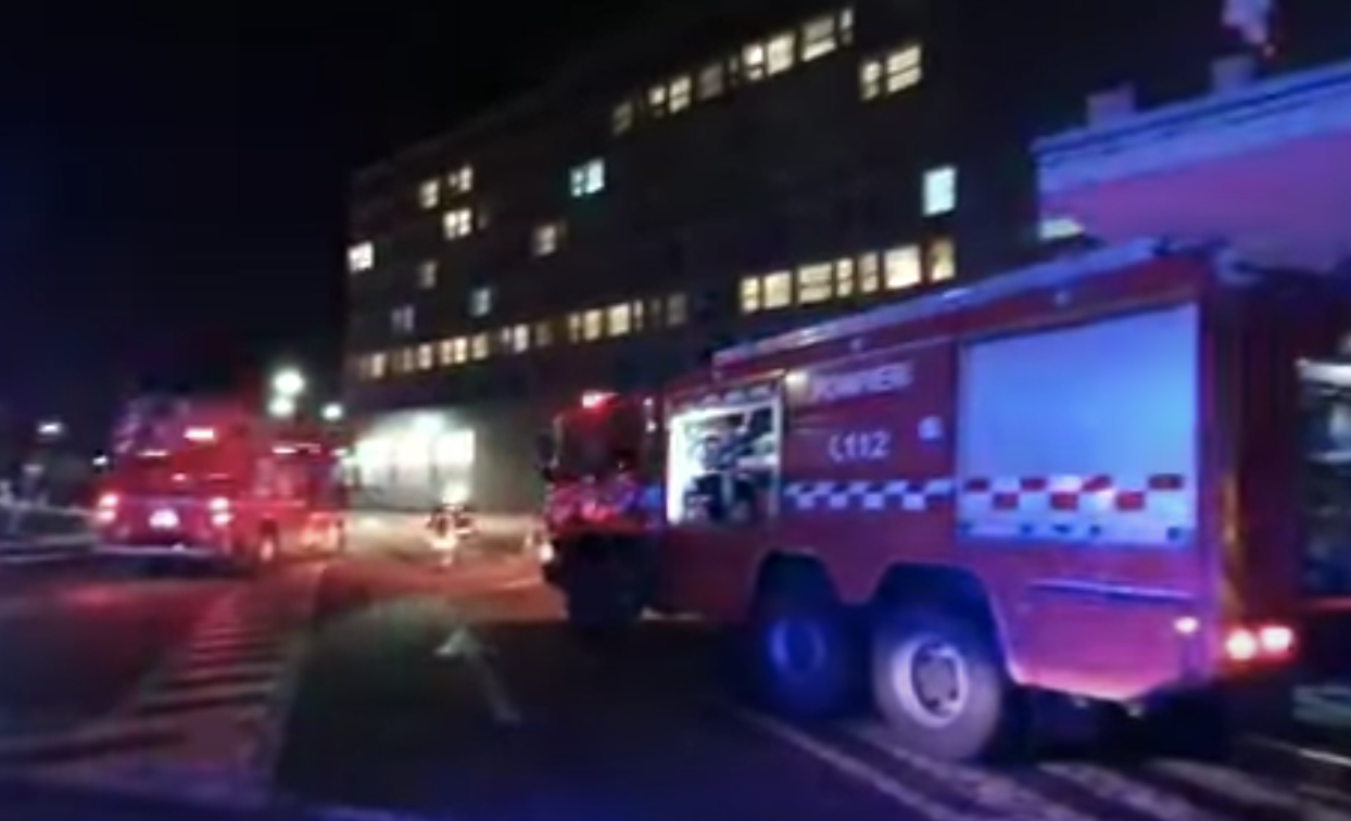 Incendiu la Spitalul Județean Suceava. Peste 300 de pacienți au fost evacuați, între care 102 copii