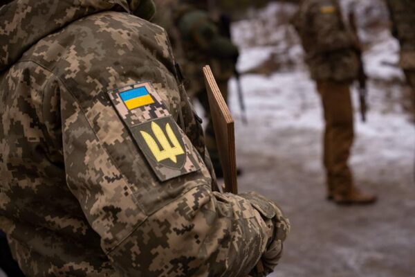 Noua Zeelandă va antrena artilerişti ucraineni în Regatul Unit