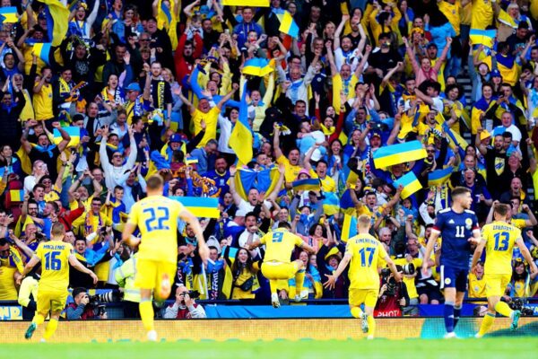 Ucraina a învins Scoția cu 3-1 şi va evolua împotriva Ţării Galilor pentru un loc la Cupa Mondială