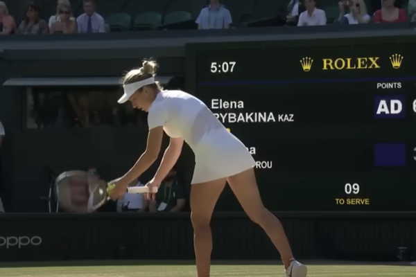Simona Halep, eliminată în semifinala turneului de la Wimbledon