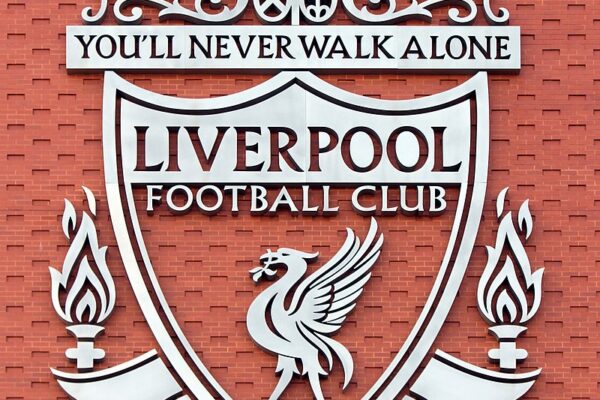 Clubul FC Liverpool, scos la vânzare de actualii proprietari