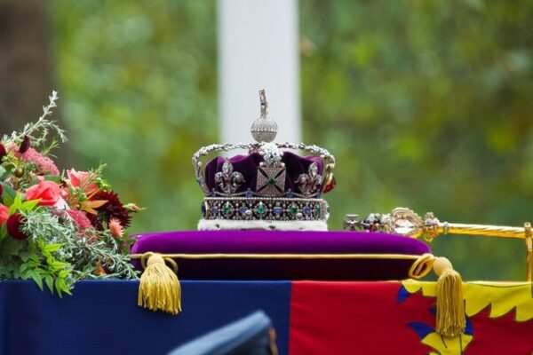 Coroana britanică va fi modificată pentru încoronarea regelui Charles
