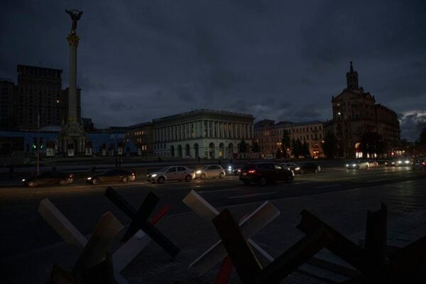 Bucureștiul a stins lumina în semn de solidaritate față de Ucraina