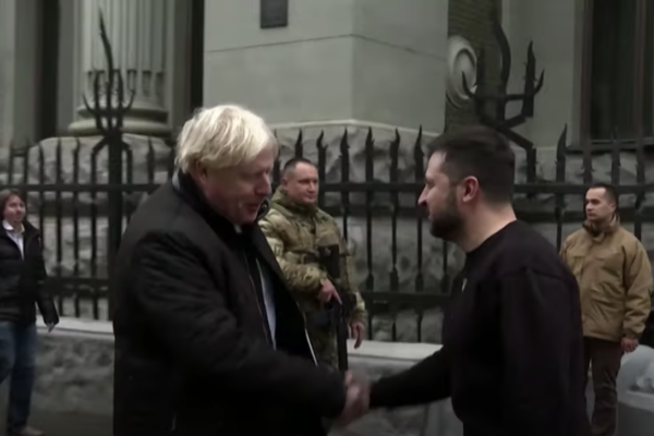 Fostul premier britanic Boris Johnson a efectuat o vizită surpriză în Ucraina