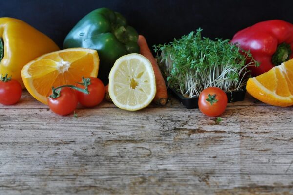 Fructe şi legume, raţionalizate în supermarketurile din Marea Britanie