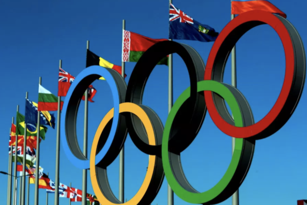 Marea Britanie va organiza un summit pentru a discuta despre participarea sportivilor ruși la JO de anul viitor de la Paris
