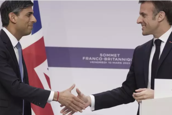 Franţa şi Regatul Unit au încheiat un nou acord menit să contracareze imigraţia ilegală