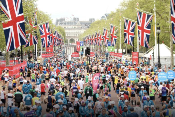 Număr record de înscrieri pentru ediţia din 2024 a Maratonului Londrei